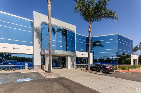 Hrc Carlsbad Exterior 600x400